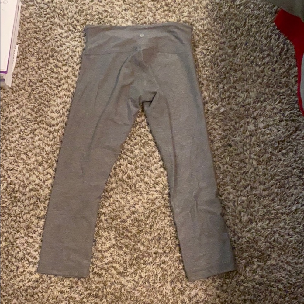 Lululemon yoga pants